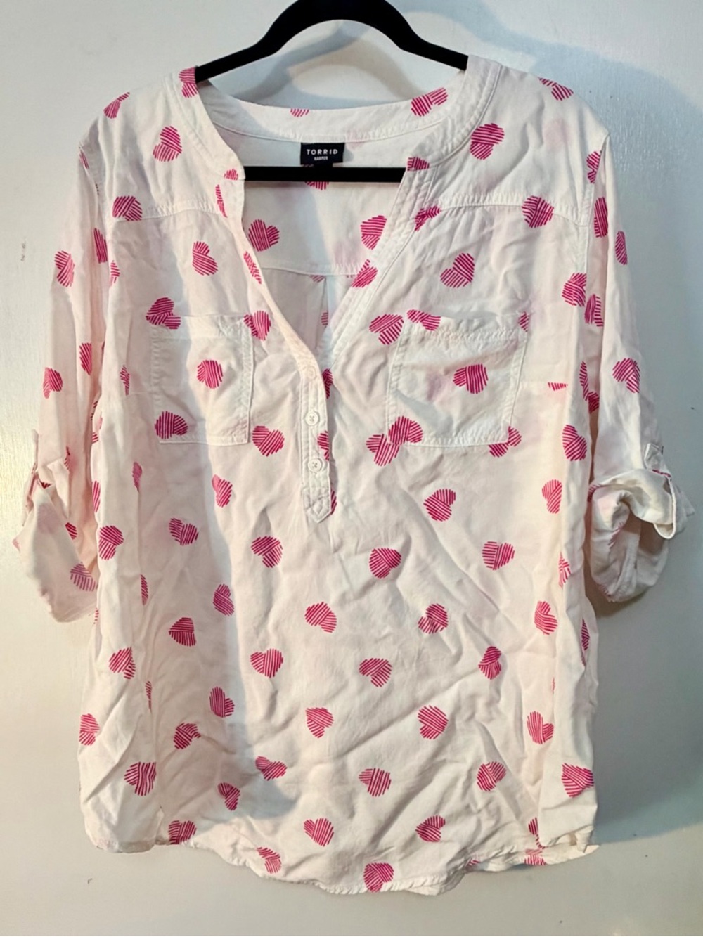 Torrid Harper Pink Hearts Blouse - size 1